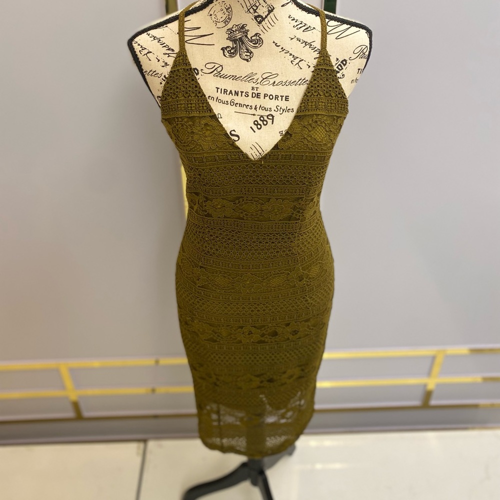H&M: Olive green size 6 , sleeveless dress.